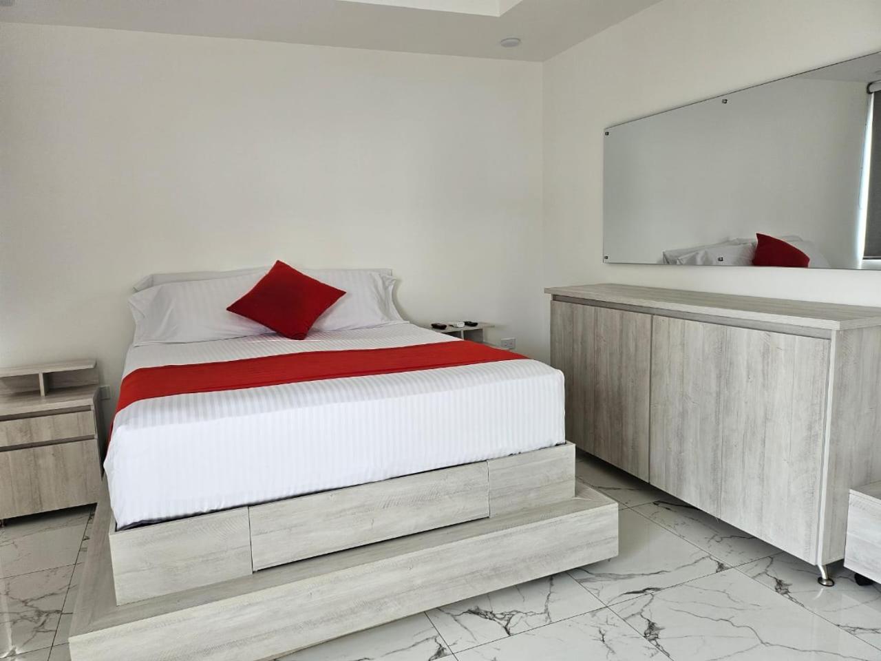 Hotel San Jeronimo Armenia מראה חיצוני תמונה