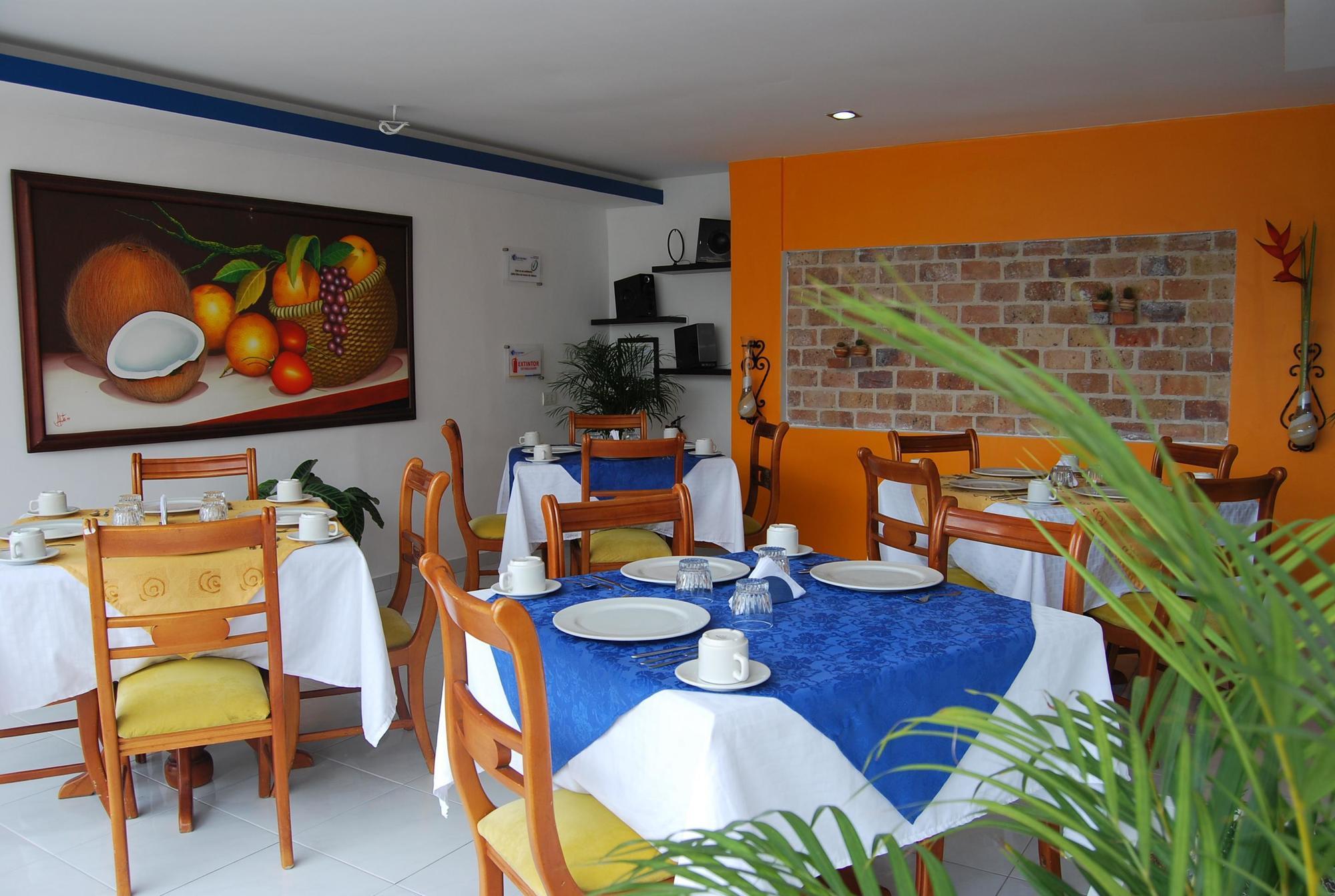 Hotel San Jeronimo Armenia מראה חיצוני תמונה